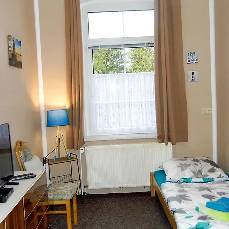 Gluehwuermchen Apartman *